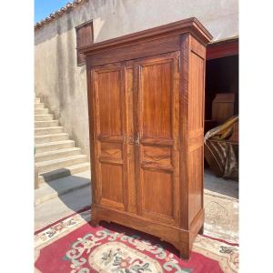 Armoire Directoire En Noyer D époque XVIIIem Siècle.