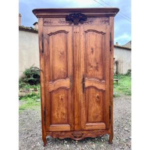 Louis XV Arlesian Provencal Wardrobe In Walnut, 18th Century.
