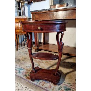Petite Table De Salon De Style Empire En Acajou Et d'époque XIXé 
