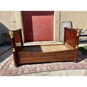 Lit,, Banquette, Empire à Colonne étranglée En Acajou  époque XIXém Siècle.