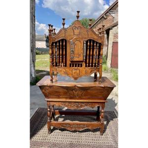 Ensemble Panetière, Provençale En Noyer ,d’époque XVIIIe Siècle