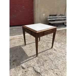 Petite table, Louis XVI, en noyer d époque XIXÉM siècle 