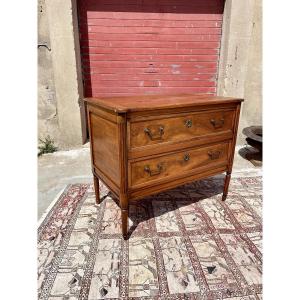 Commode,,,,, sauteuse, Louis XVI, en noyer d’époque XVIIIem siecle