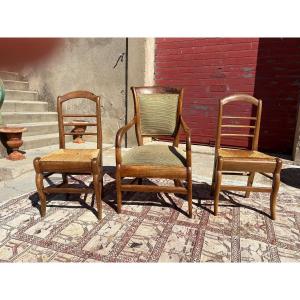 Fauteuil et paire de chaises, restauration en noyer d’époque XIXe siècle