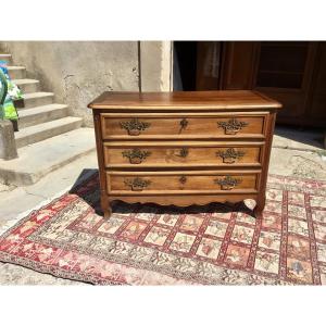 Louis XV Chest Of Drawers In Walnut 19th Century