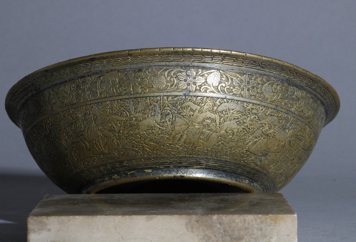  A Beautiful Magical Engraved Brass Bowl Persian Qajar 18/19th Century-photo-2