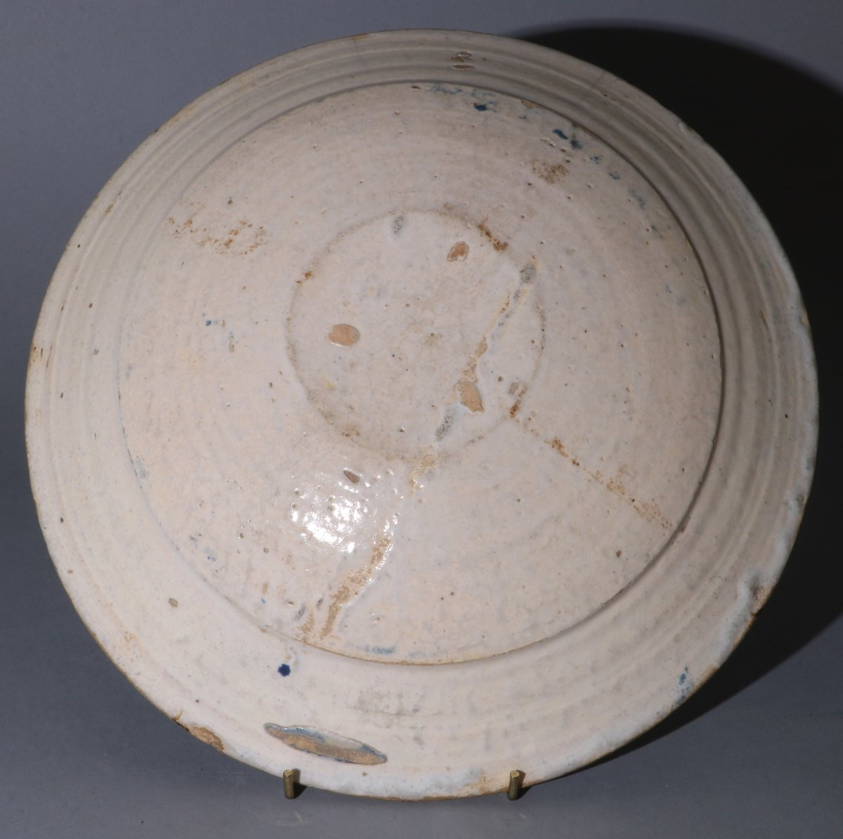 Plat en faïence bleue et blanche, Espagne, fin du XVIIe siècle-photo-1