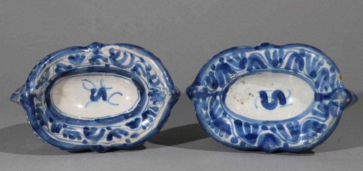 Pair Of Italian Earthenware Salt Cellars, 17th Century-photo-3