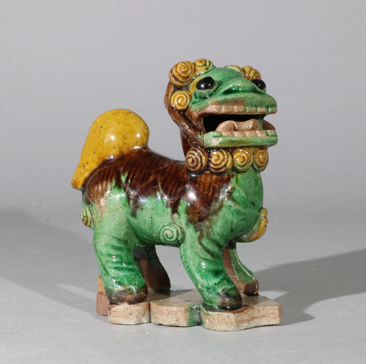  Un Chien de Fo en Biscuit  Kangxi C1700
