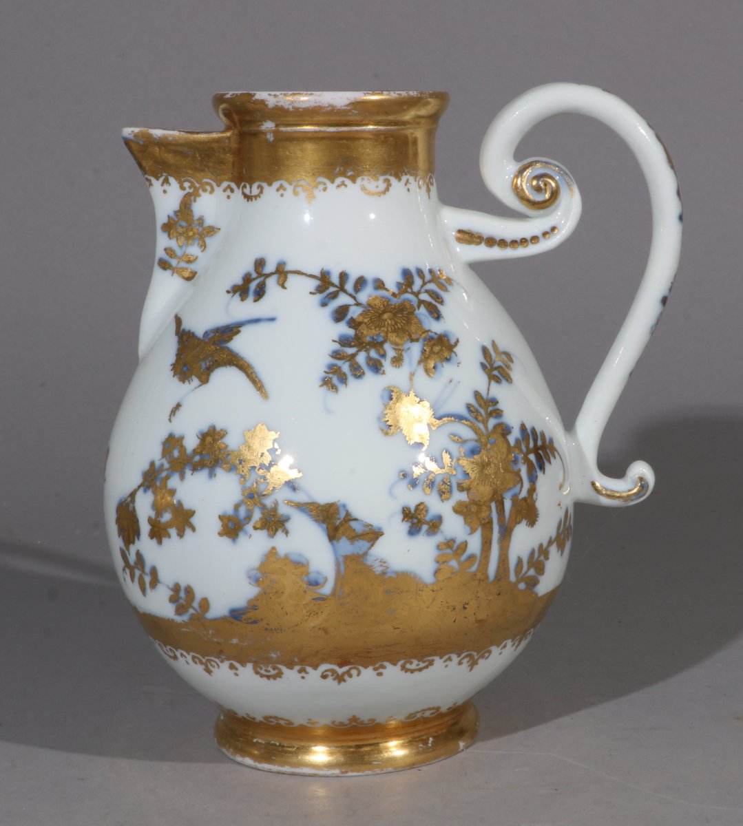 A Meissen Hausmaler Tea And Coffee Set, C. 1730–40-photo-2