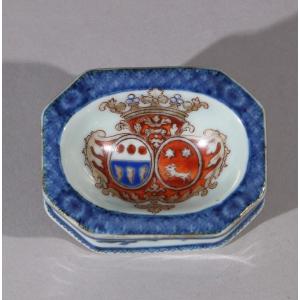 A Qianlong Dutch Market Salt Bearing A Coat Of Arms, 18th Century