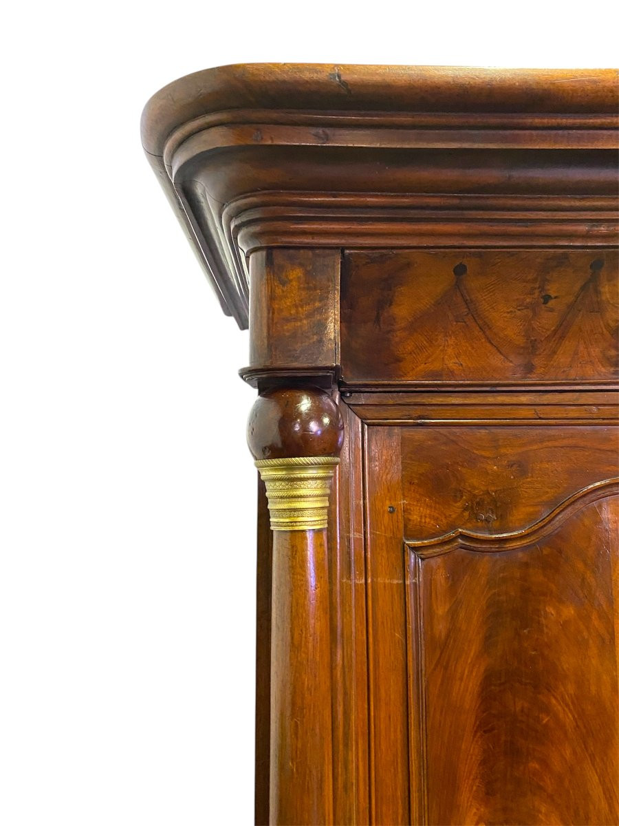 19th Century Walnut Wardrobe-photo-2