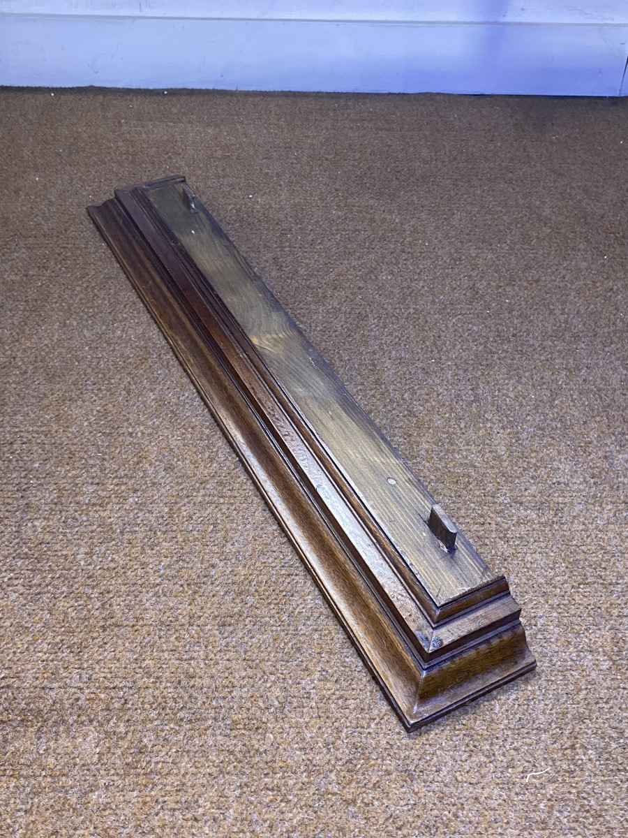 Walnut Cathedral Chair - Late 17th - Early 18th Century-photo-5