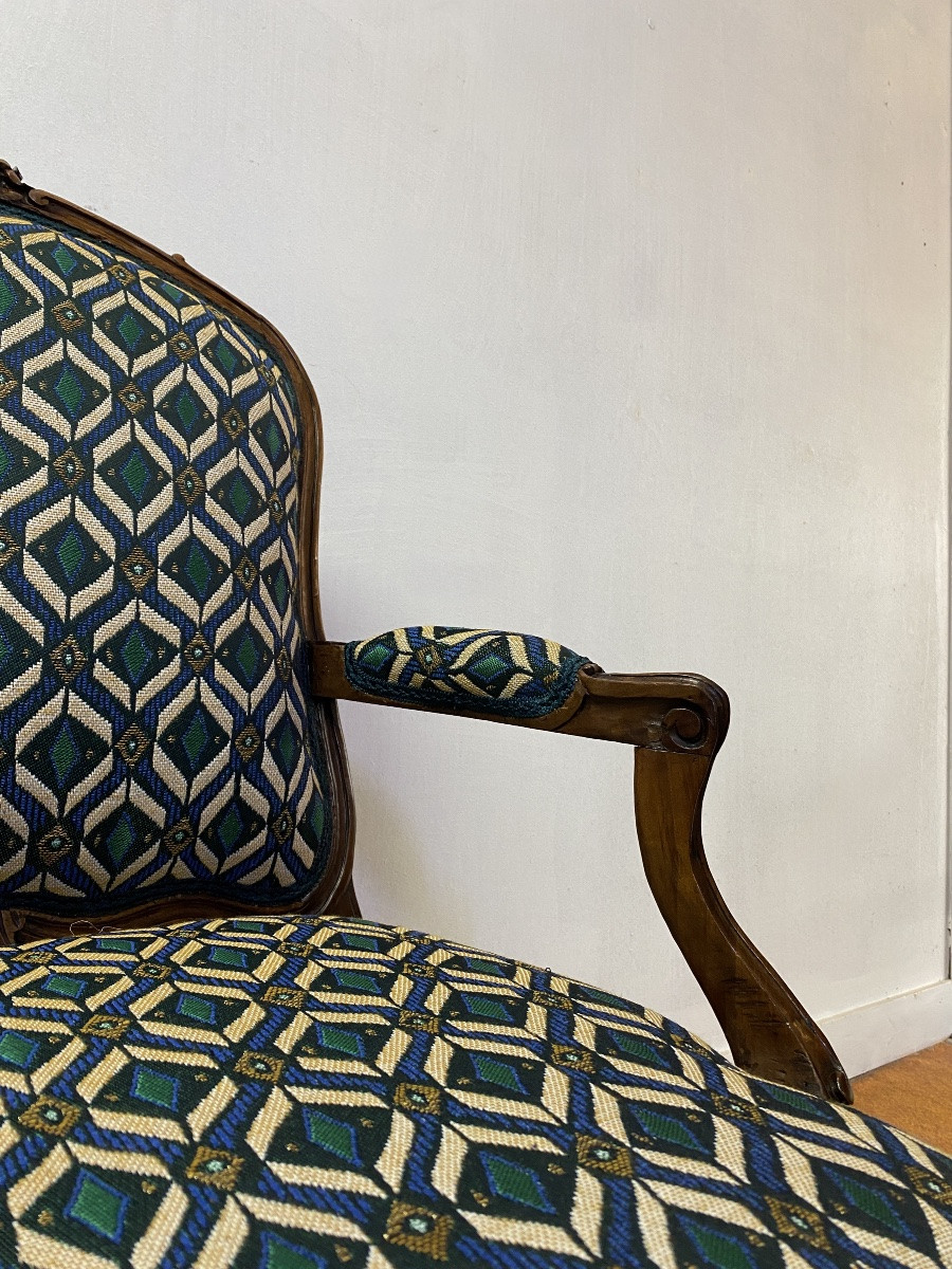 Pair Of 18th-century Walnut Armchairs-photo-1