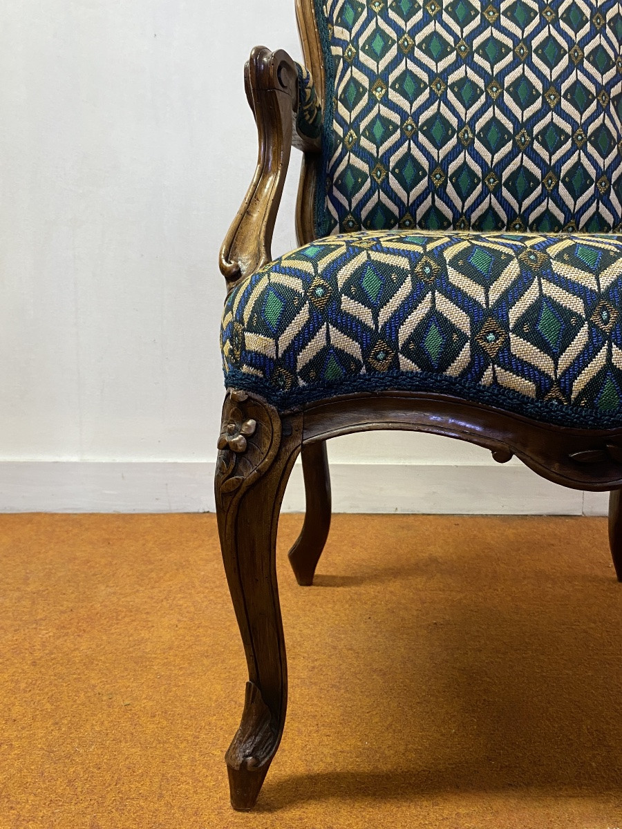 Pair Of 18th-century Walnut Armchairs-photo-5