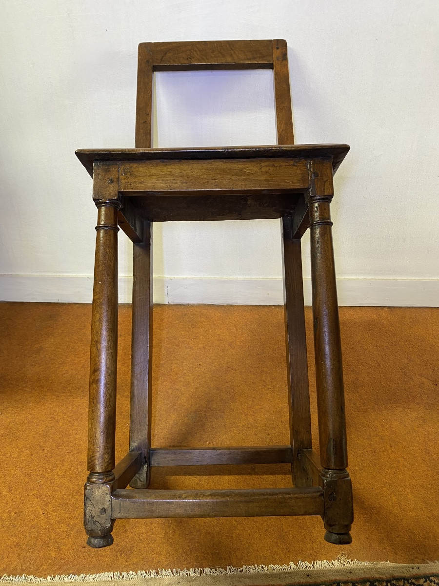 Chaise en noyer d'époque XVIe siècle-photo-4