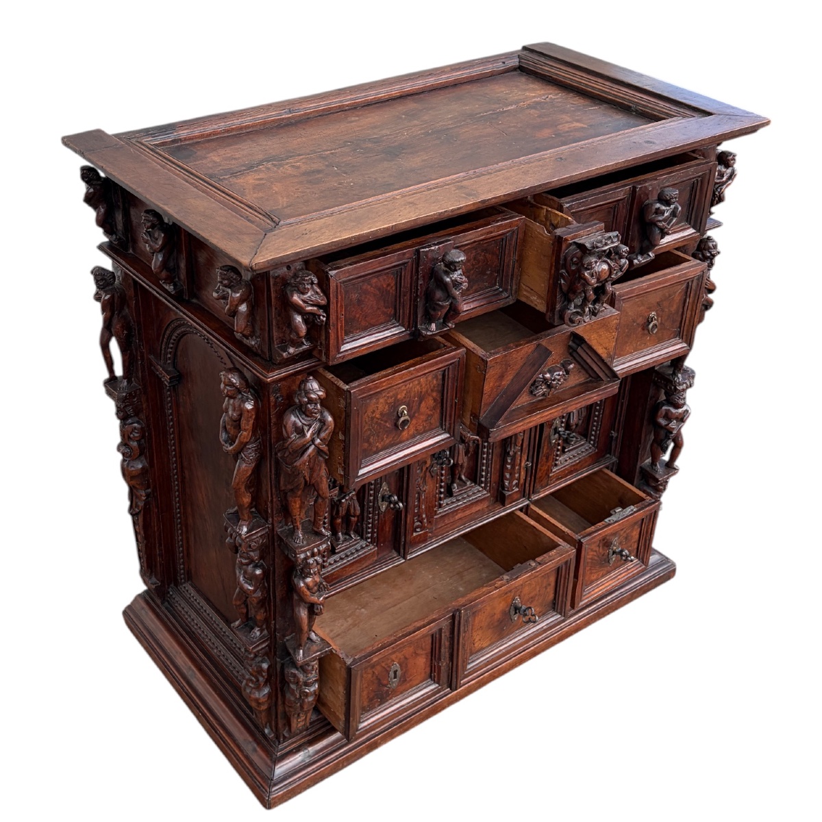 Genoese Stipo In Walnut And Elm Burl – Cabinet With 36 Statues, Circa 1600-photo-5