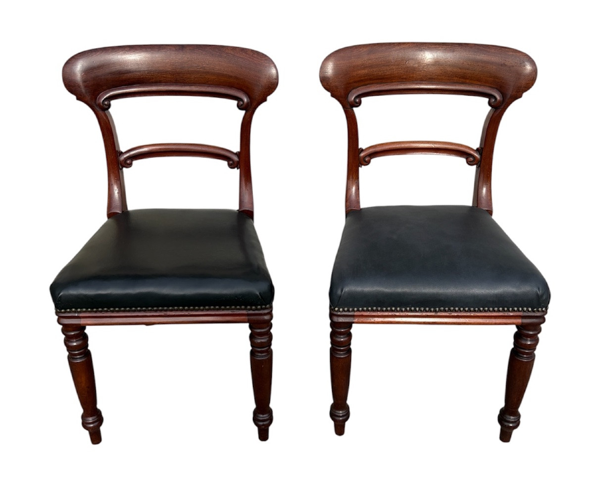 Série de 8 chaises victoriennes en acajou, fin XIXe-photo-3