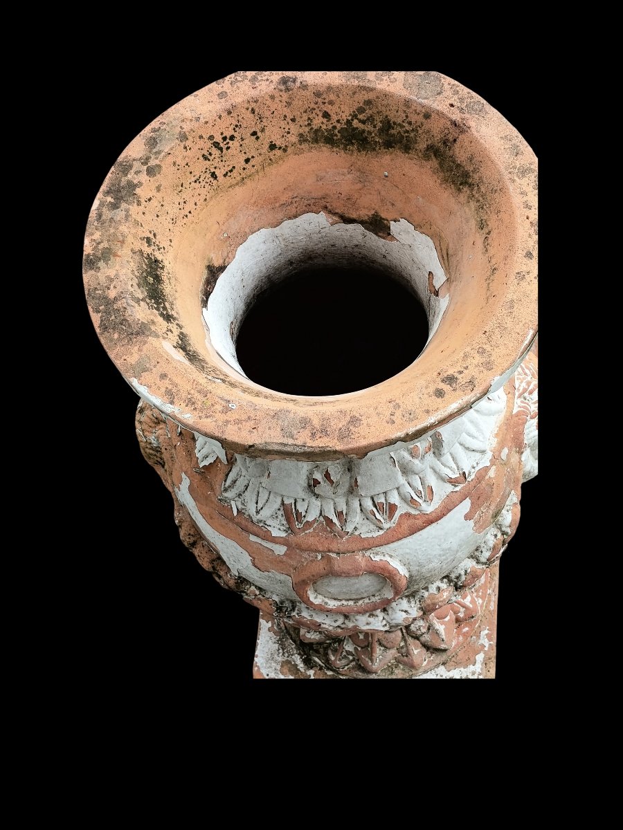 Pair Of 20th-century Terracotta Medicis Vases -photo-2