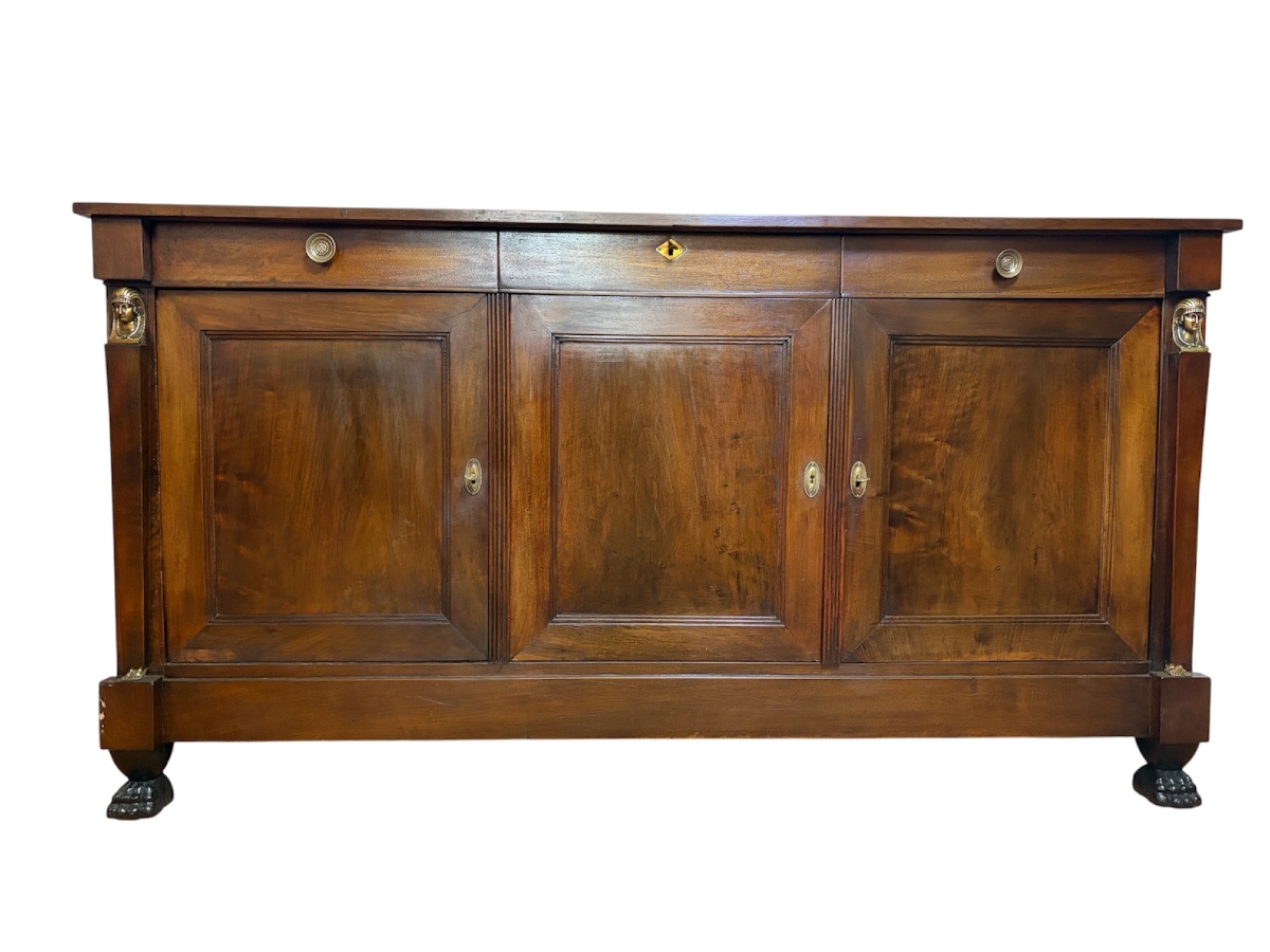 Enfilade en noyer, style Retour d'Égypte, époque Empire, début 19e siècle