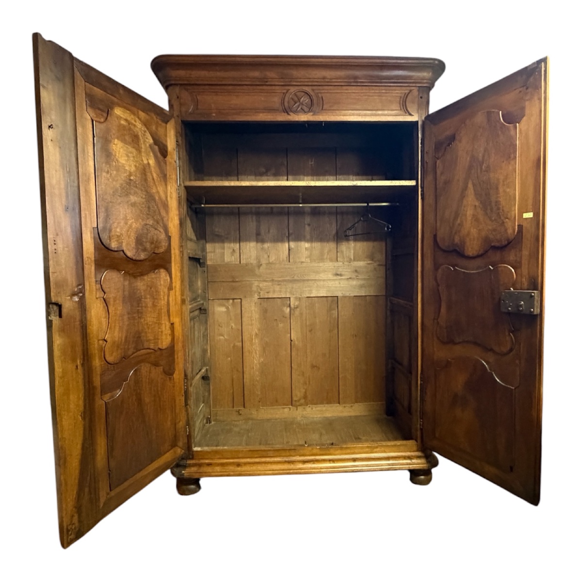 Armoire lyonnaise en noyer, XVIIIe siècle, style Louis XIV-photo-4
