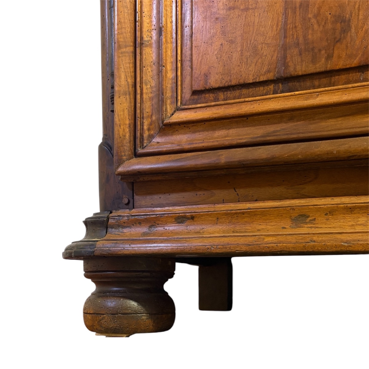 Armoire lyonnaise en noyer, XVIIIe siècle, style Louis XIV-photo-1