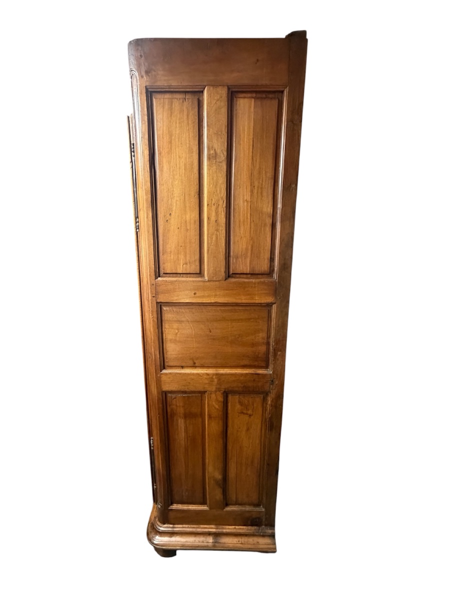 Armoire lyonnaise en noyer, XVIIIe siècle, style Louis XIV-photo-7