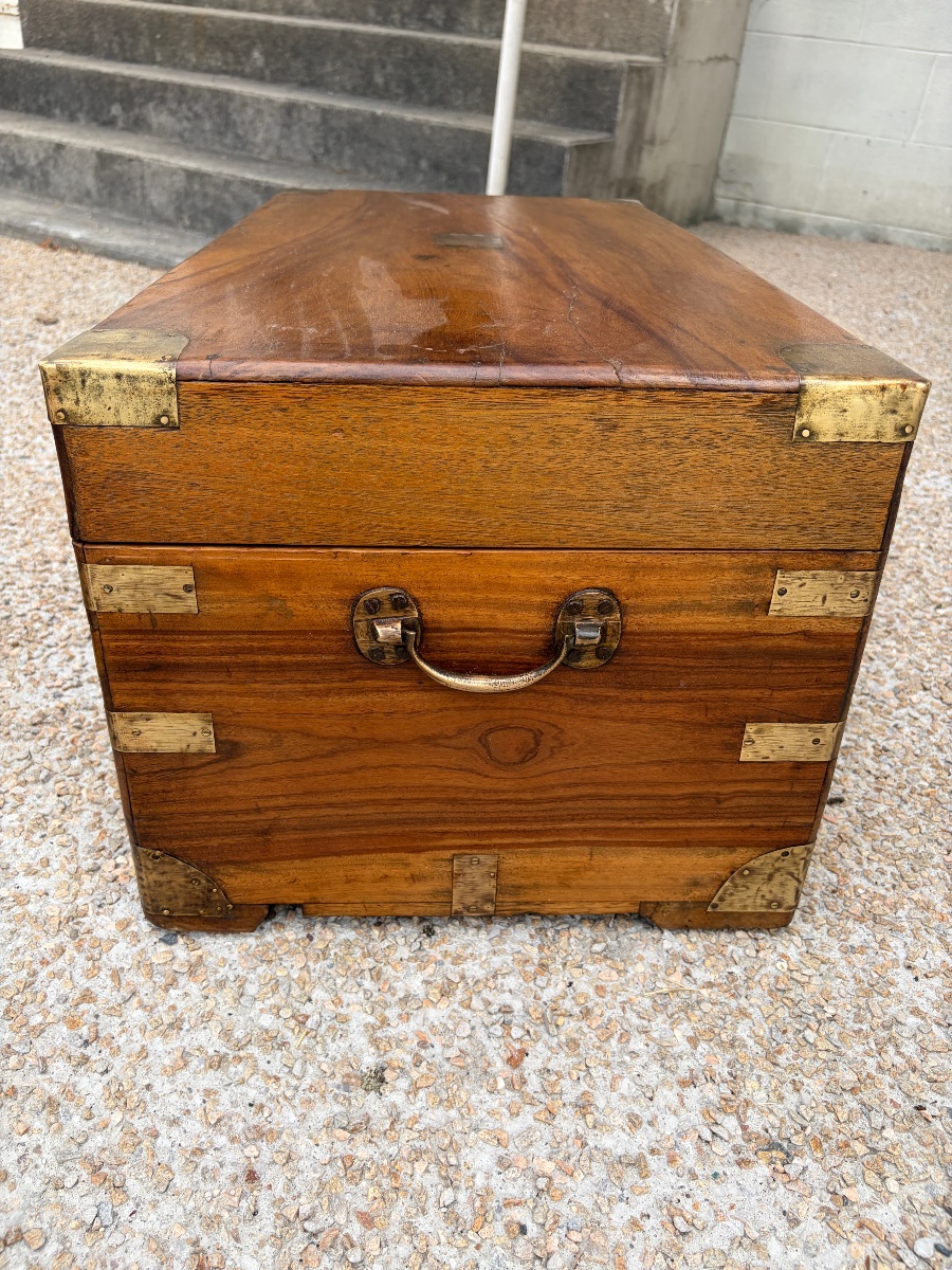 19th-century Camphor Wood Sea Chest-photo-3