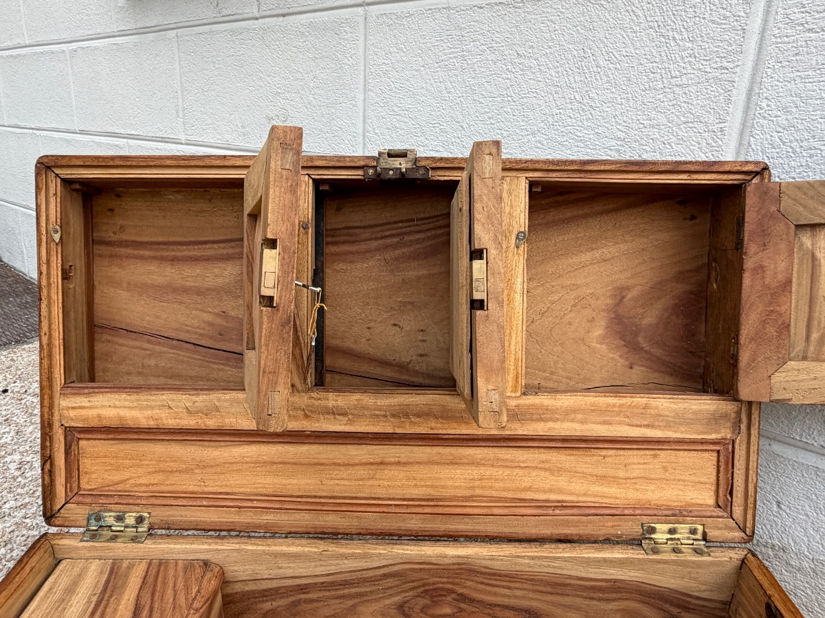 19th-century Camphor Wood Sea Chest-photo-7