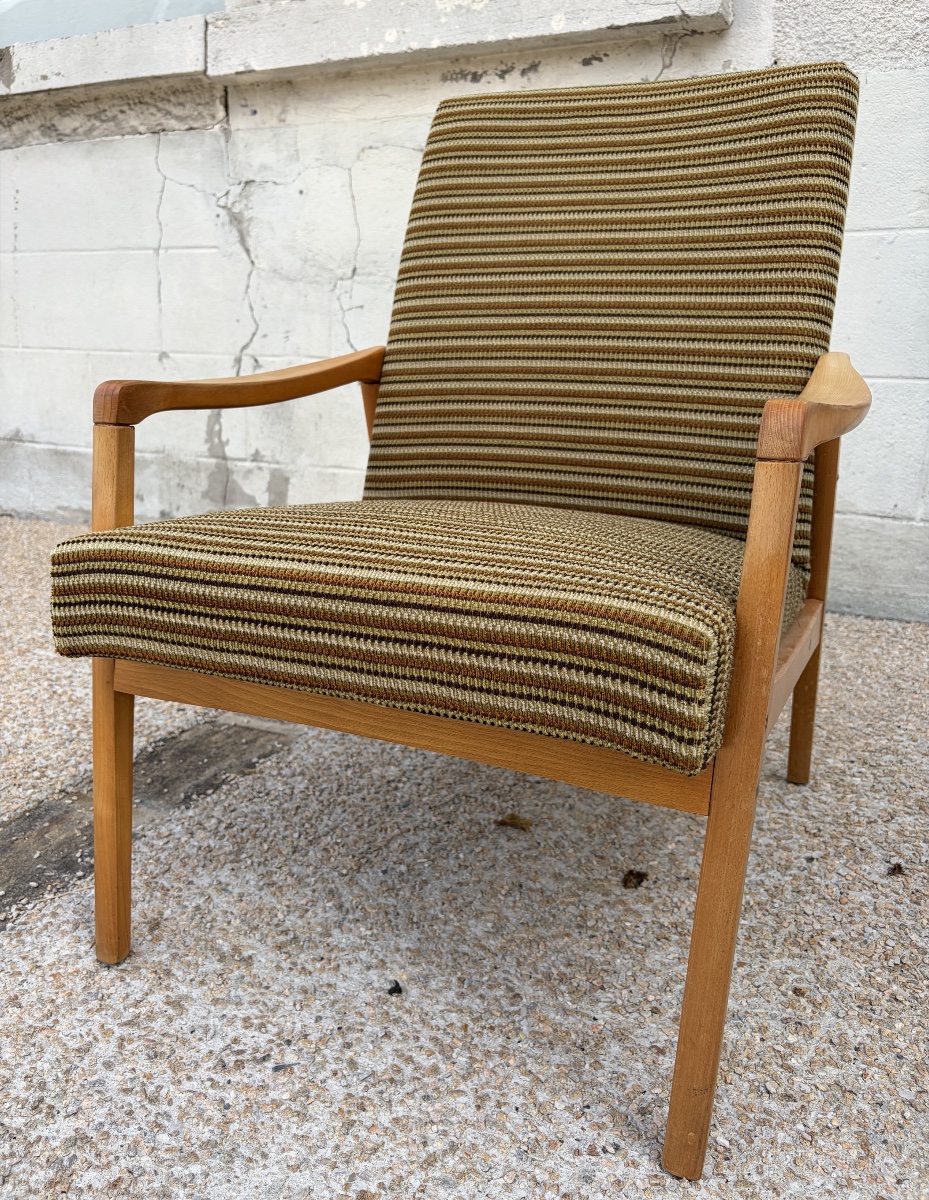 Pair Of 1970s Scandinavian-style Armchairs In Light Beech-photo-1