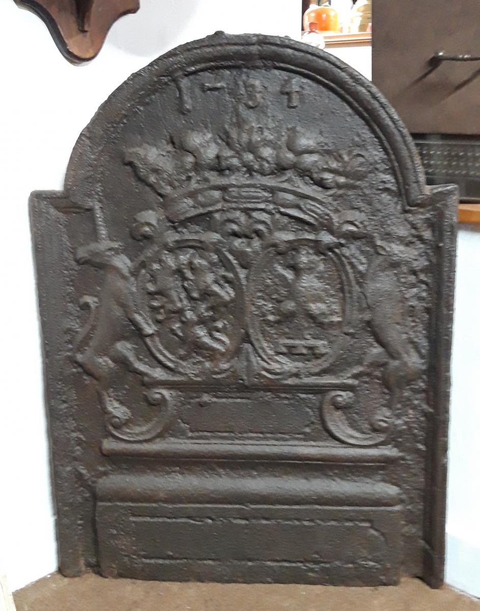 Plaque De Cheminée Datée 1734