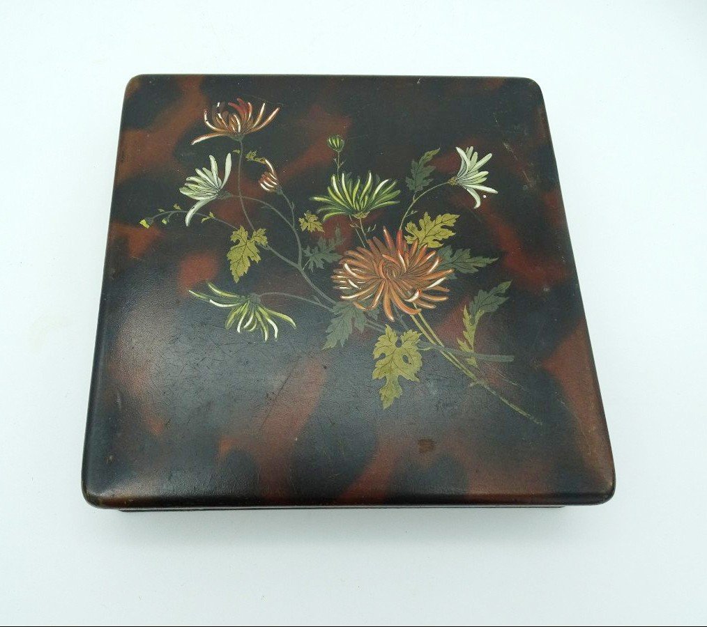 Coffret En carton bouilli  1900