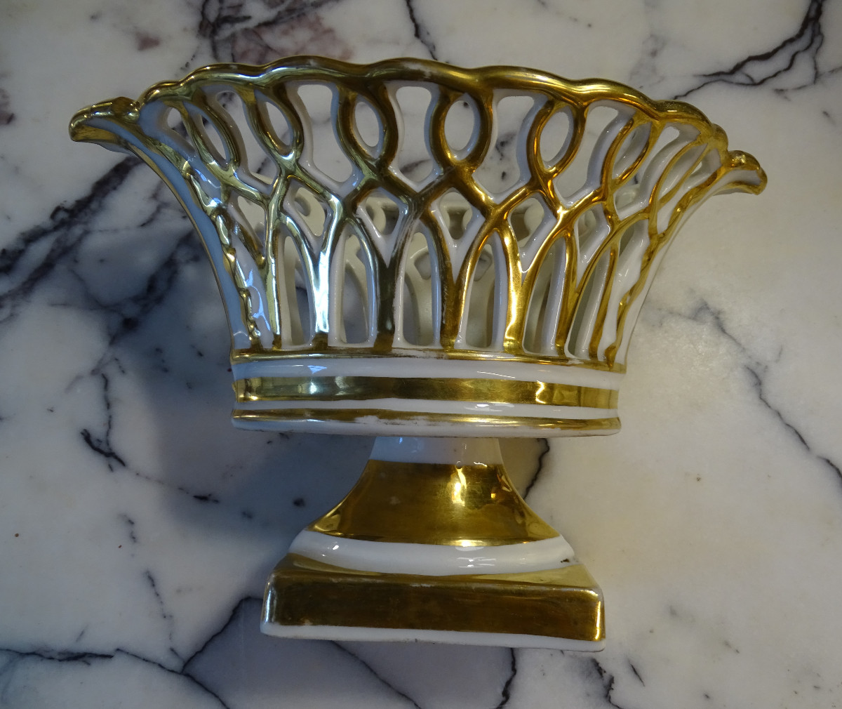 Petite Coupe en Porcelaine 19ème