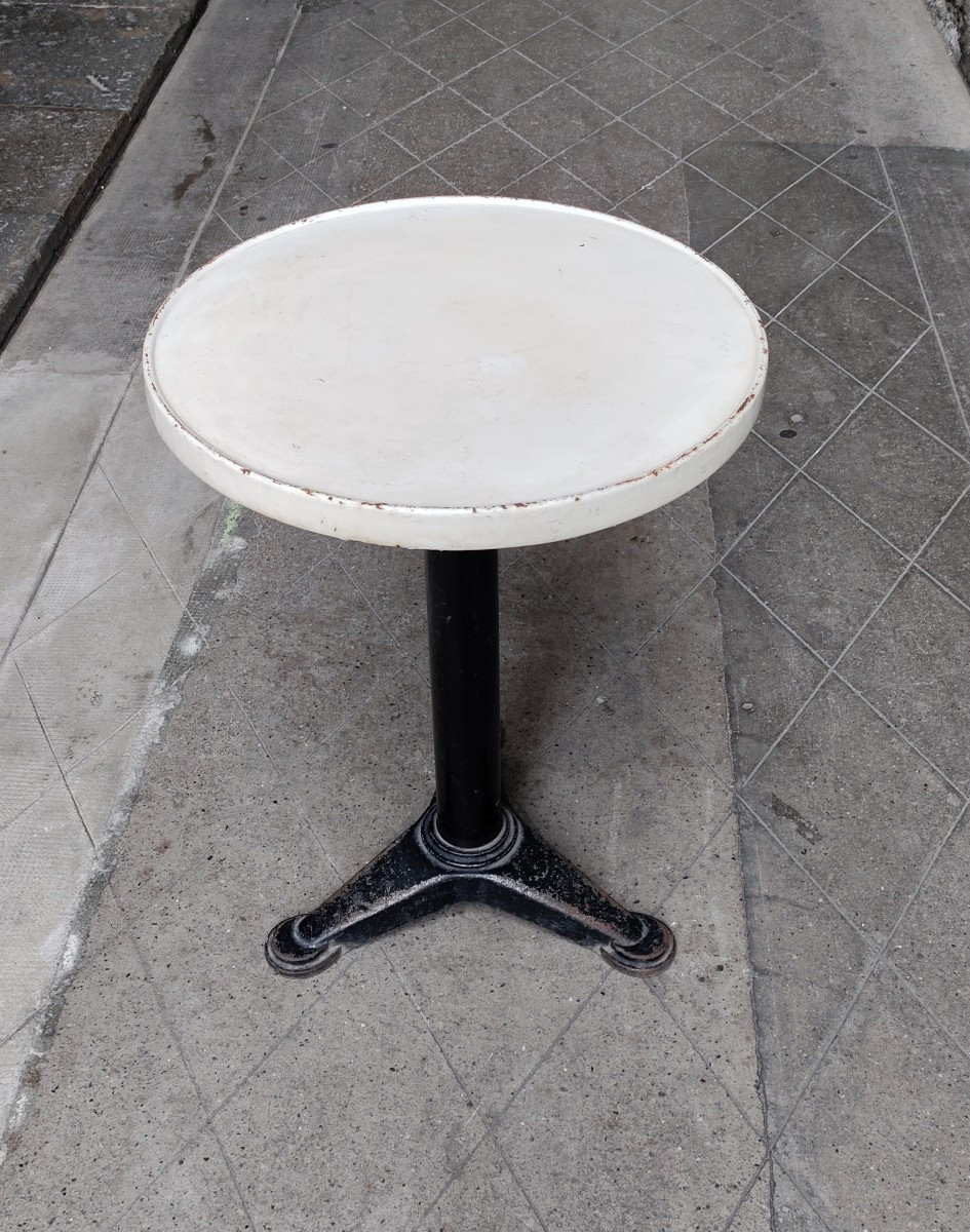 Table de Bistrot en Métal Art Déco 