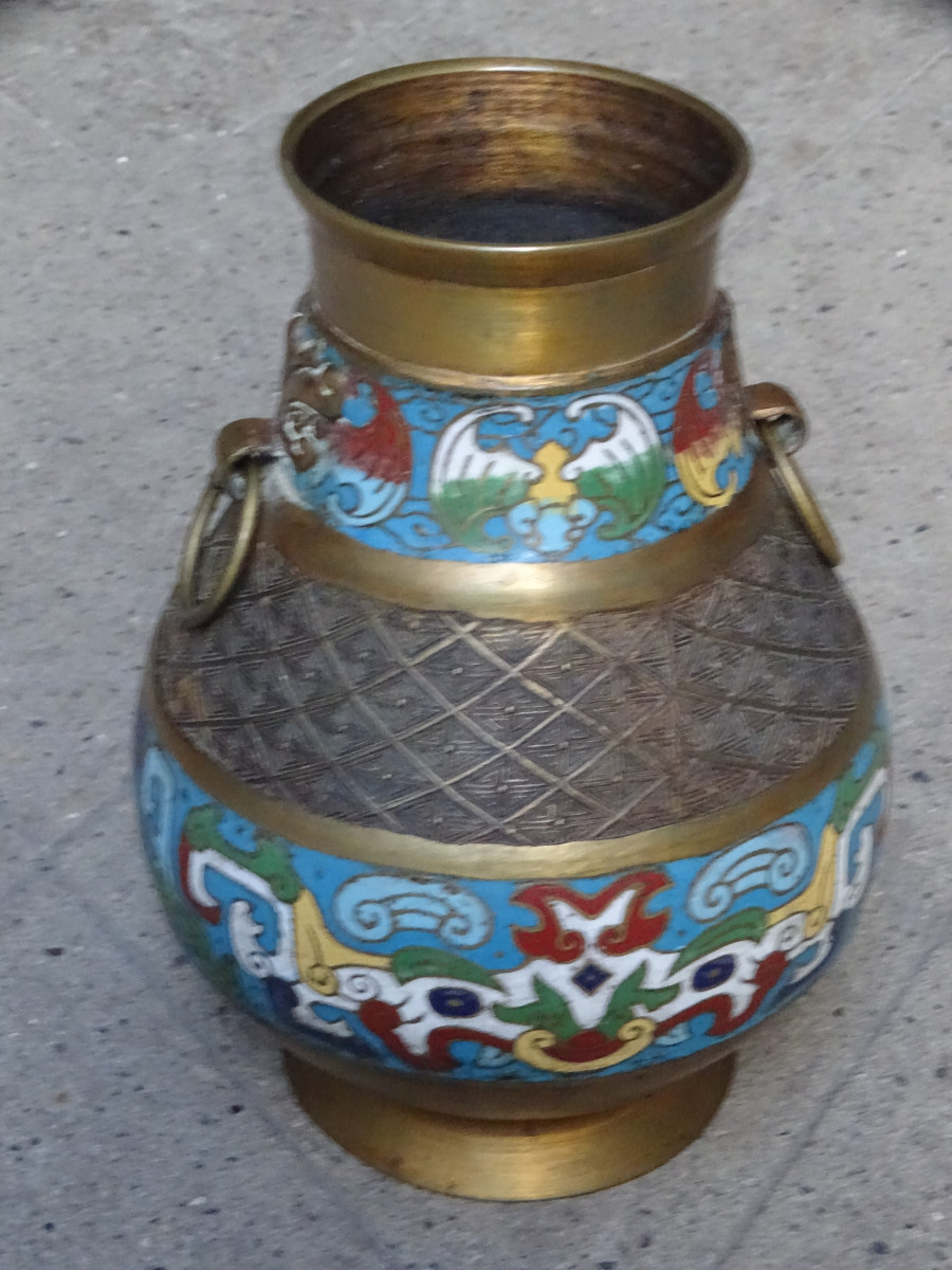 Bronze Vase With Cloisonné Enamelwork China 20th-photo-2