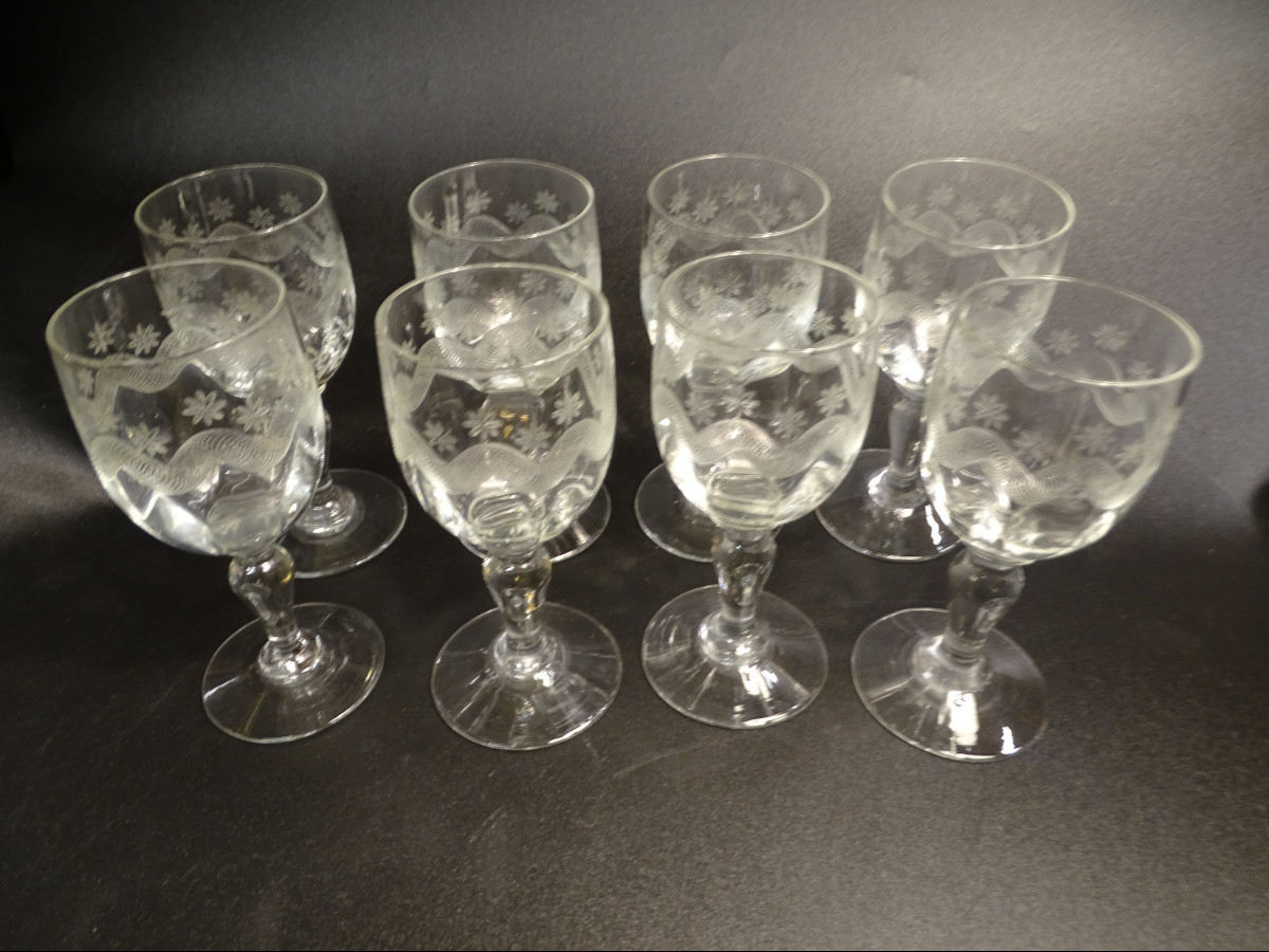 8  Cristal Wine Glasses Late 19th