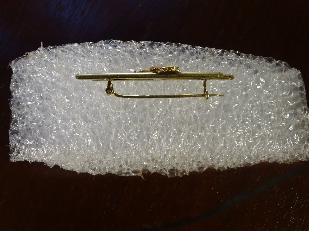 Broche à l'Abeille et Saphir Fix-photo-2