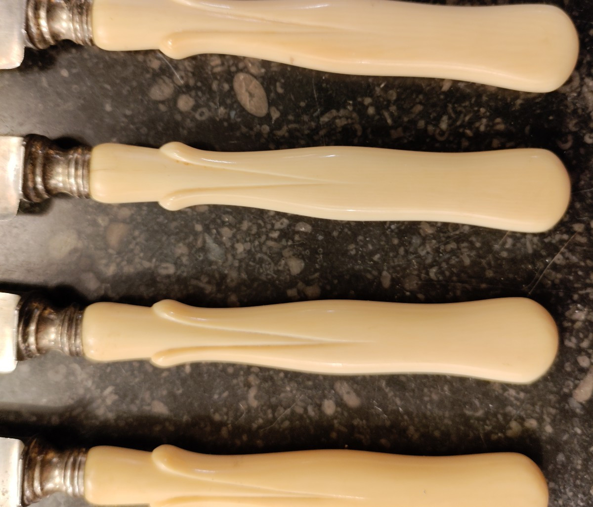 8 Dessert Knives (4+4)-photo-3