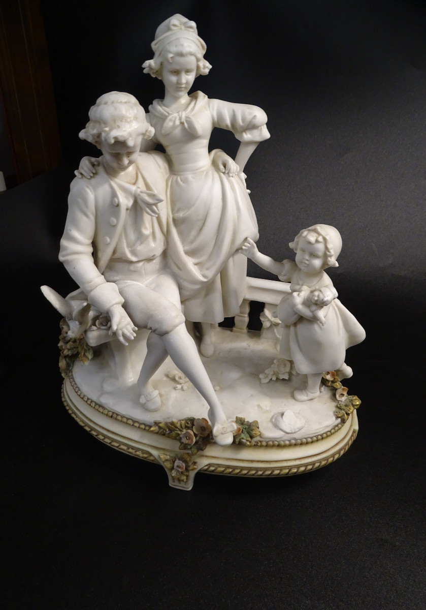 German Biscuit "family" Group Early 20th-photo-7