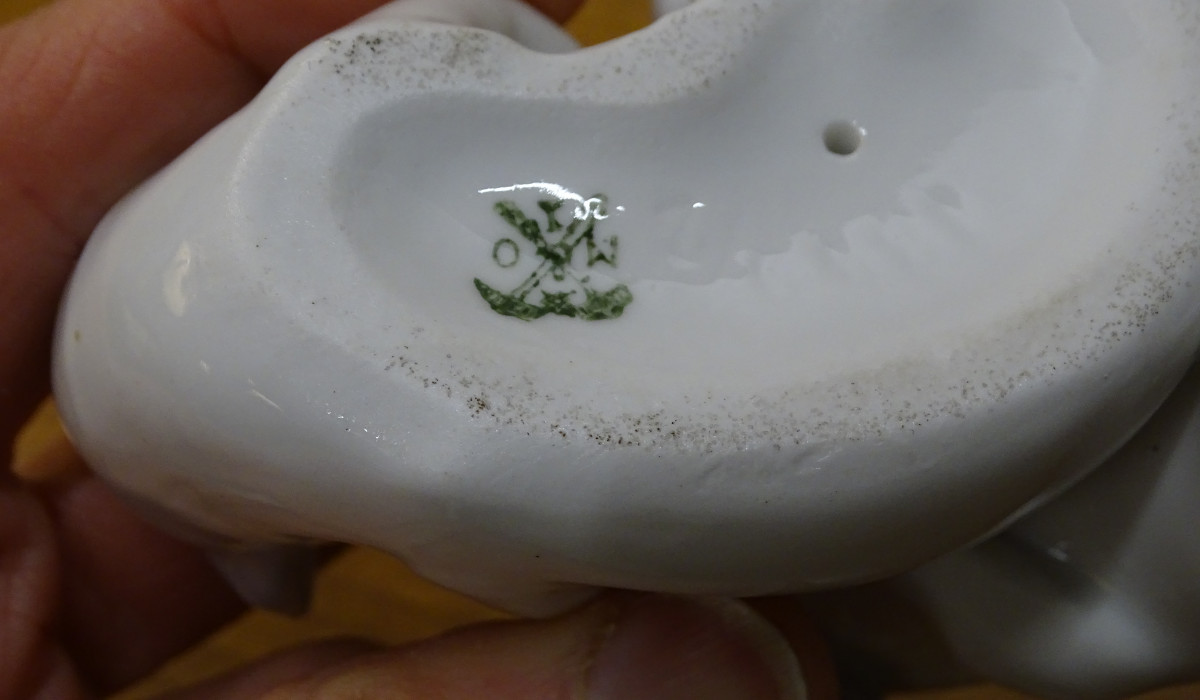 Groupe en Porcelaine Chaton et Chiot Jouant-photo-2