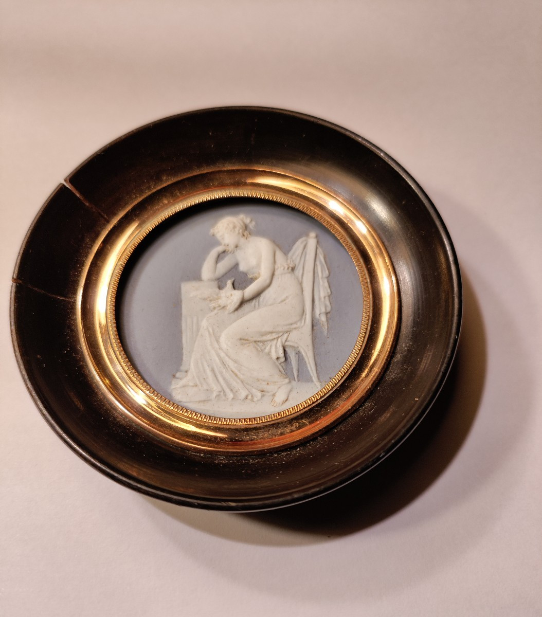 Ancienne Plaque en Wedgwood