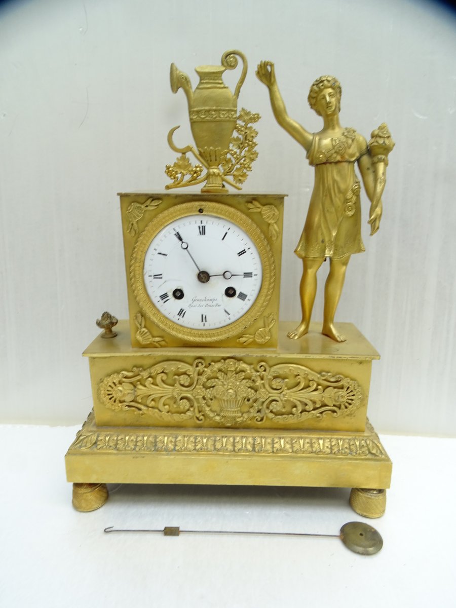 Pendule en bronze doré Allègorie  19ème
