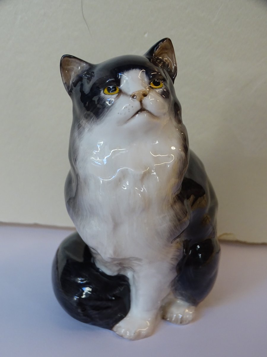 Royal Doulton Porcelain Cat