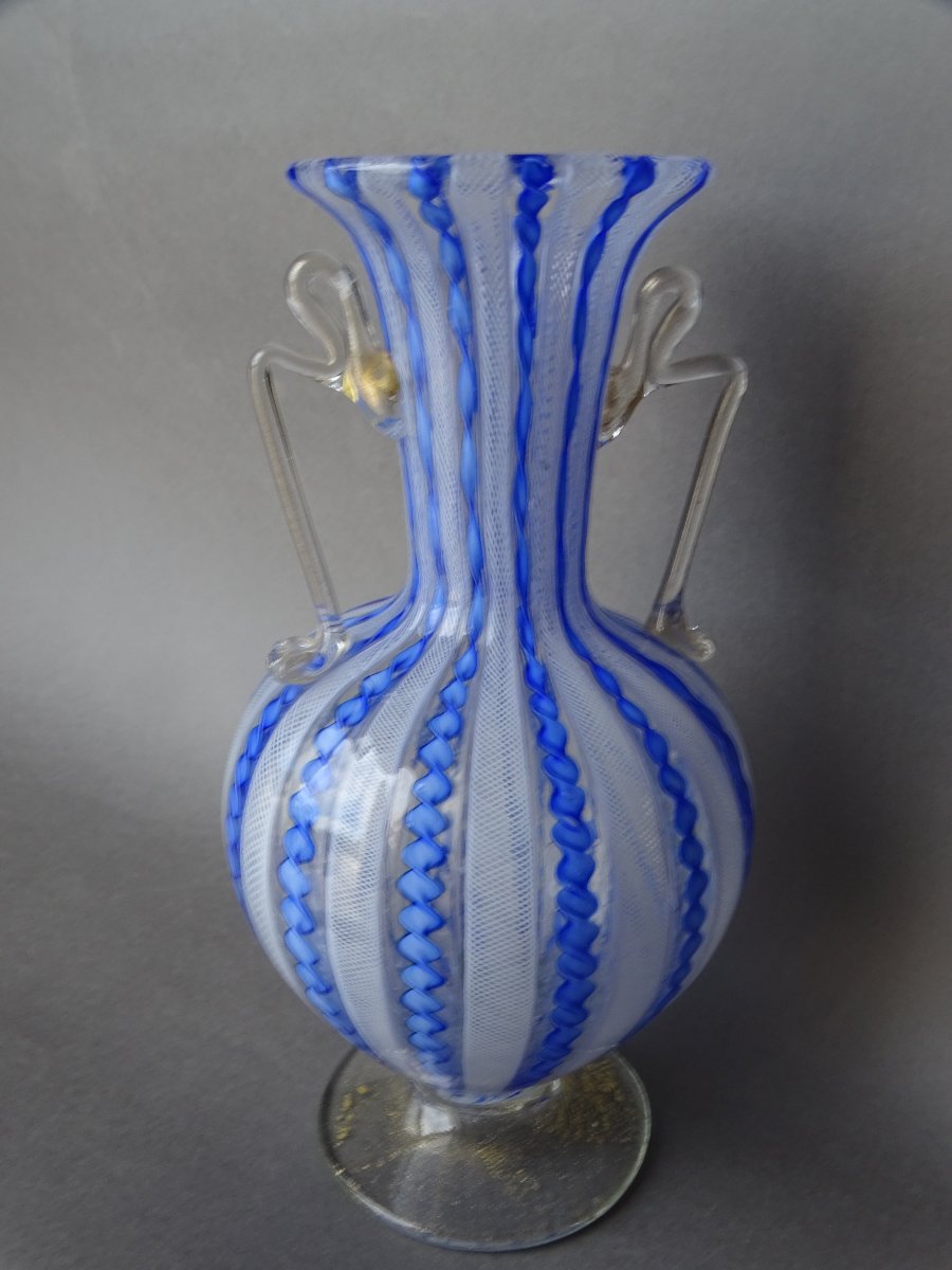 Venise  Murano Latticino Vase à anses 1970