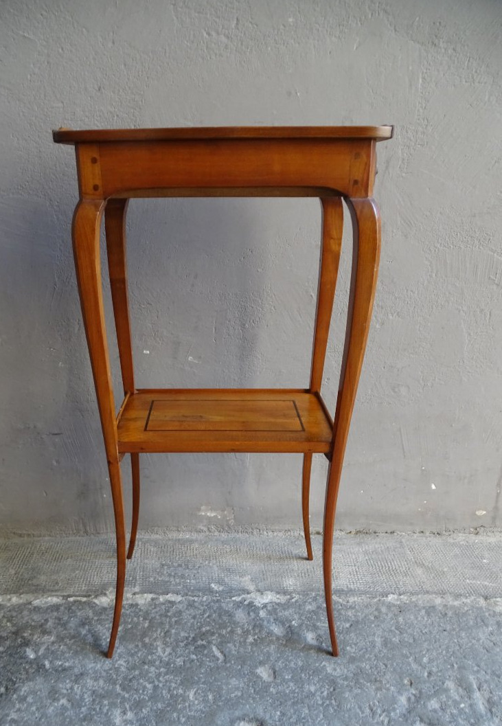 Petite table volante de style Louis XV-photo-2