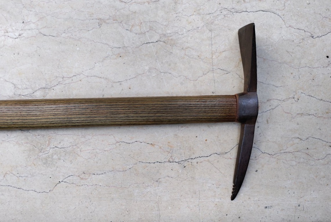 Vintage Woman 's Ice Axe-photo-3