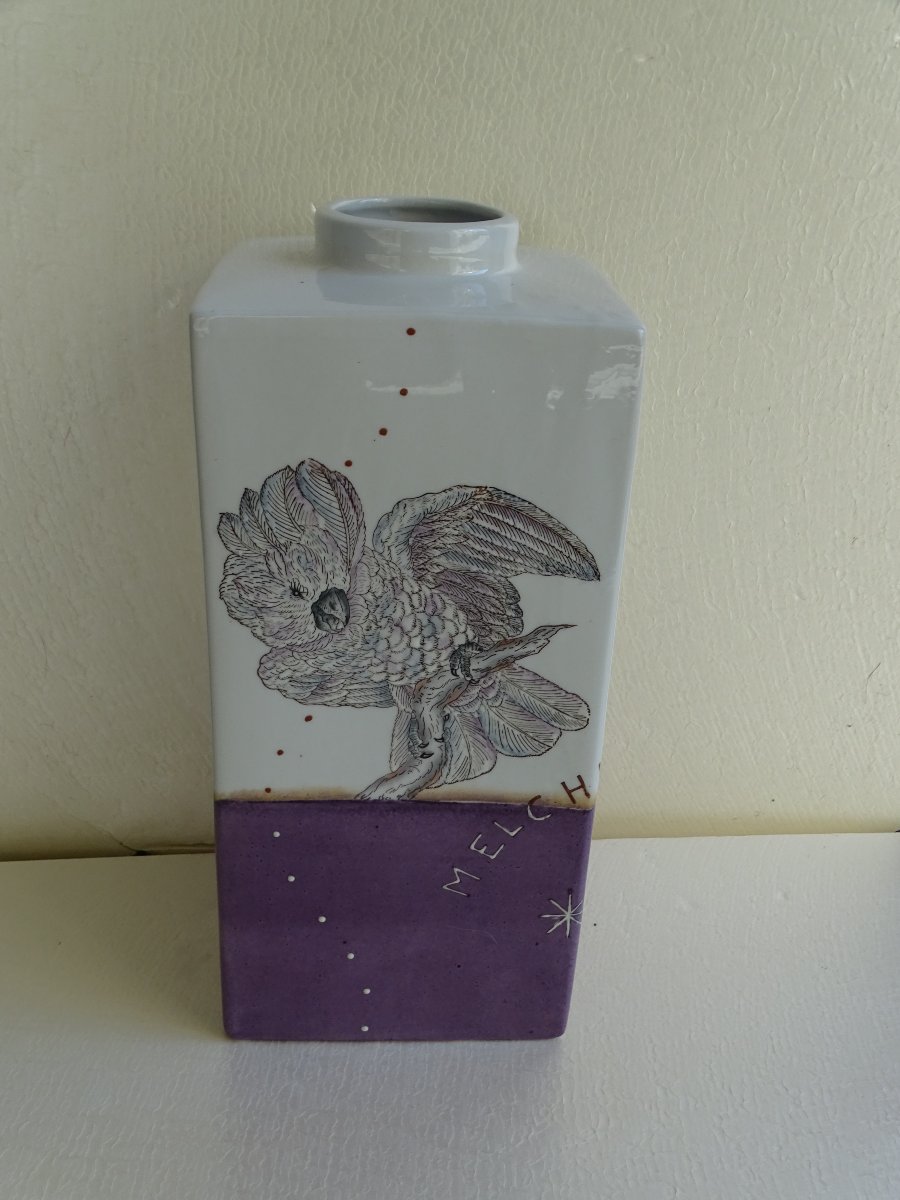 Large Vase With A Cockatoo By Fabienne Jouvin-photo-3