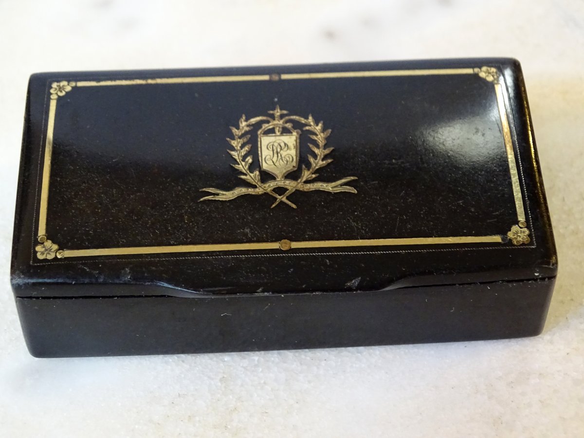 Horn And Gold Tobacco Box Late 19th