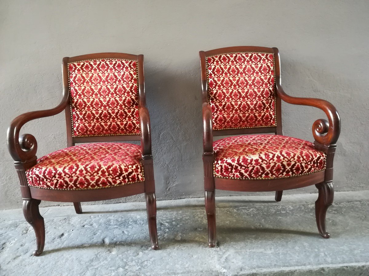 Paire de fauteuils à crosse en Acajou Epoque Restauration