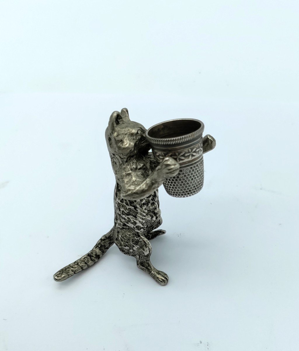 Cat  Thimble Holder 1900-photo-2